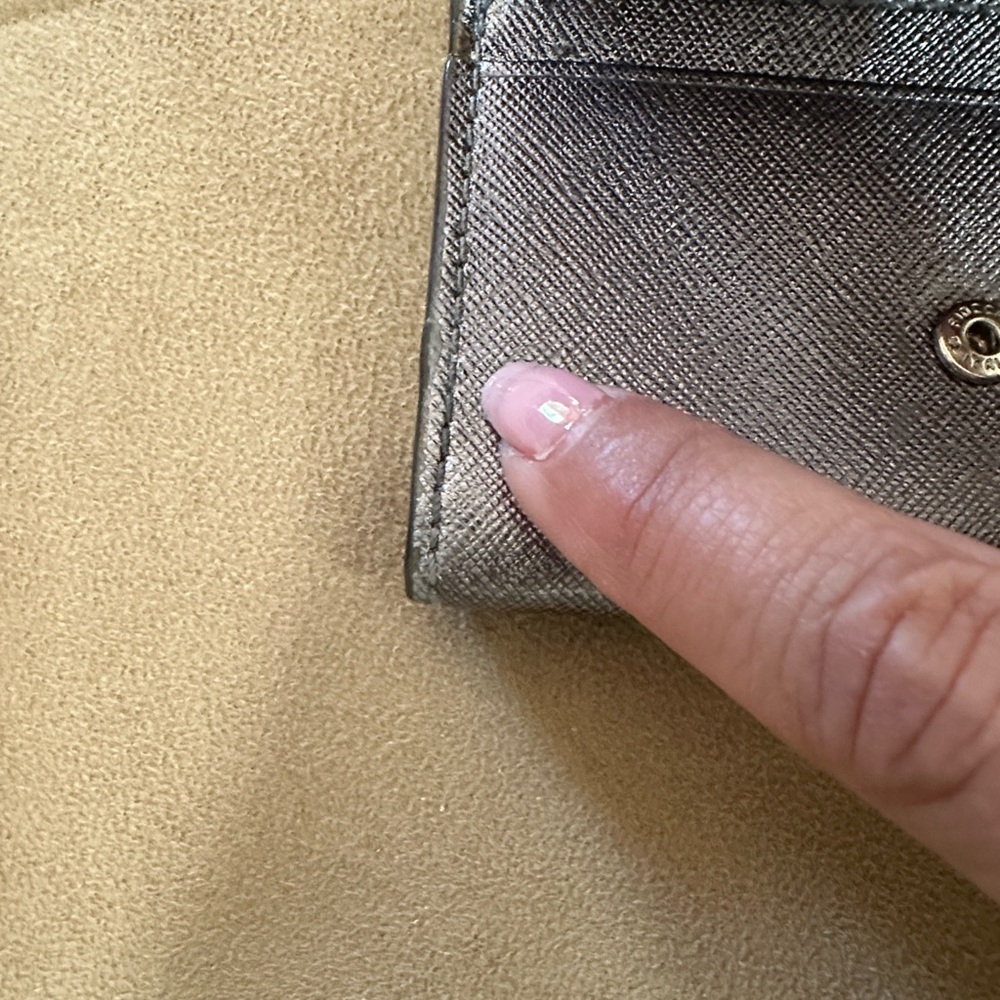 Henri Bendel Metallic Silver change purse wallet - Picture 5 of 11